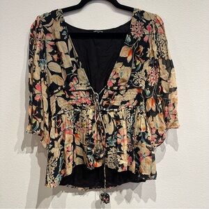 Love Sam Floral Black Women's V‎ Neck Top 100% Viscose Size Medium